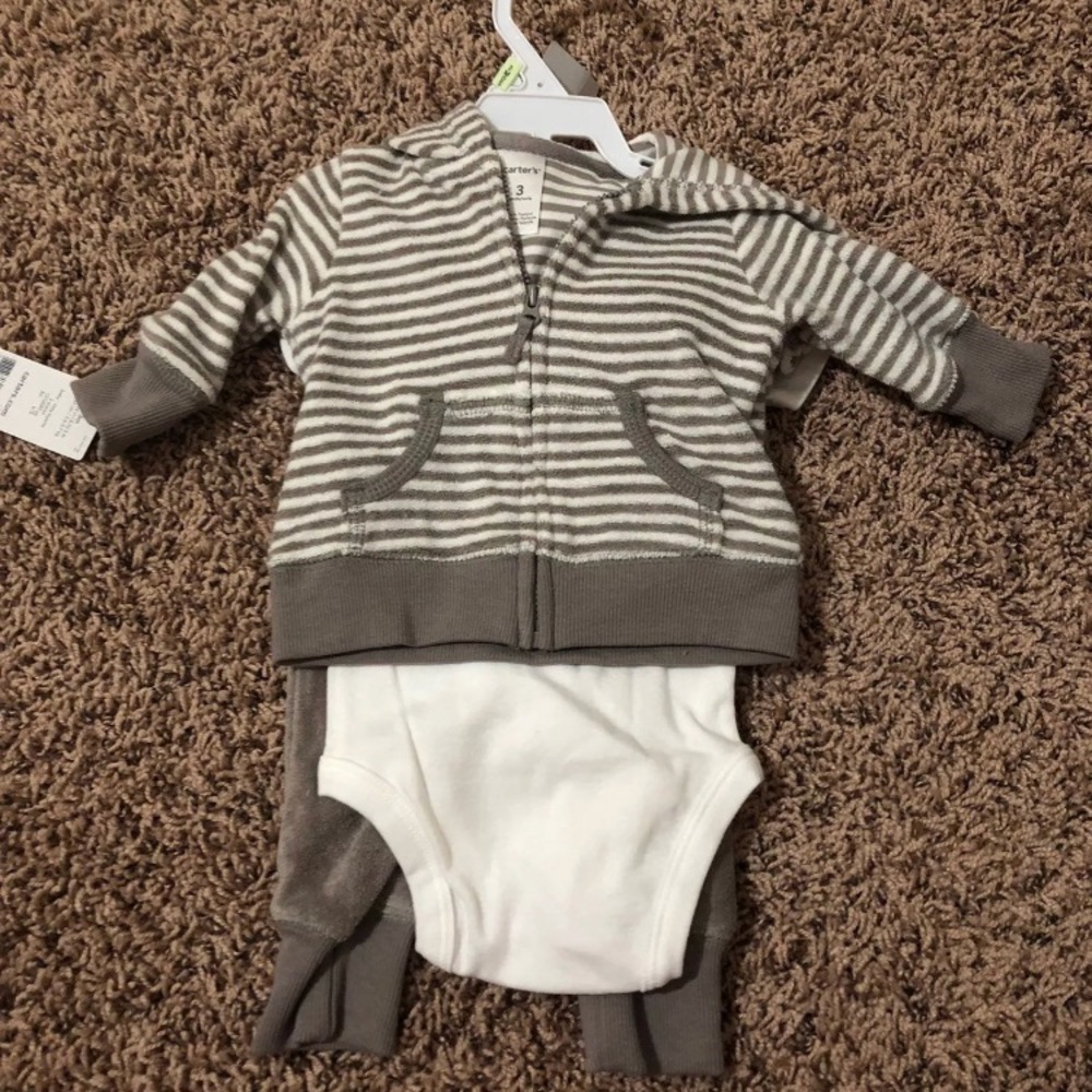 Neutral baby bear outfit